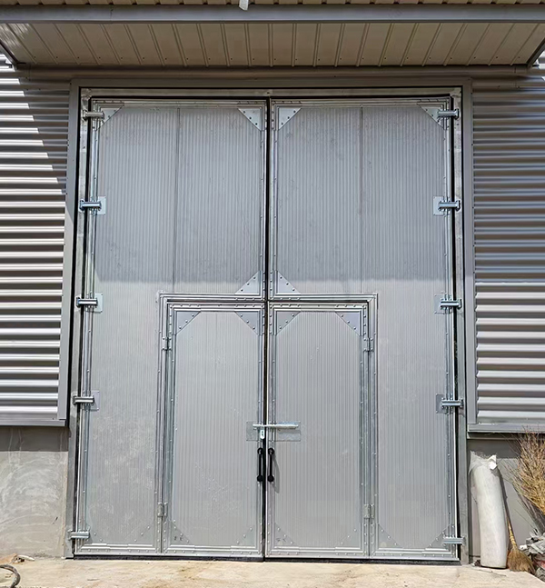 水磨沟工业平开门