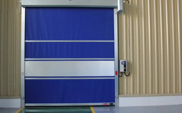 选择水磨沟快速水磨沟卷帘门时的注意事项