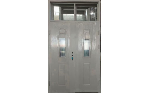 水磨沟学校教室门