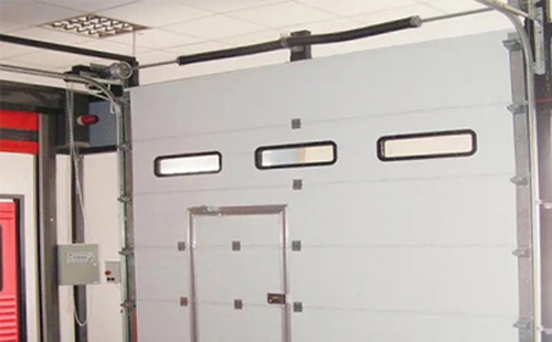 水磨沟工业提升门的安装方法